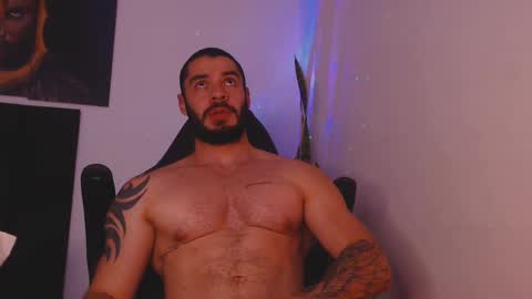 Snapshot of drake_cole11 chatting on March 2025 04:46:01 AM drake_cole11 online show from March 2025 04:46:01 AM