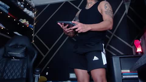 Drake online show from November 2025 05:18:02 AM