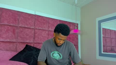 ---Drake--- online show from December 2024 03:03:01 PM