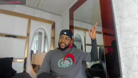 ---Drake--- online show from January 2026 10:33:02 PM