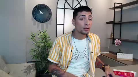 Snapshot of drakeneumann chatting on March 2025 02:51:02 AM Drake Neuman online show from March 2025 02:51:02 AM