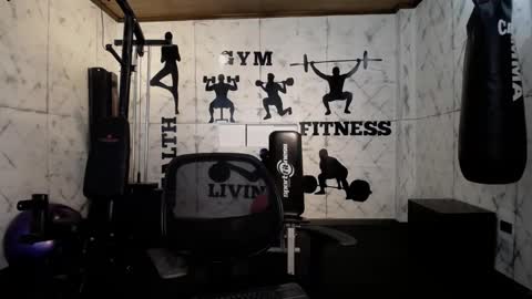 Snapshot of drakeneumann chatting on March 2025 03:40:01 AM Drake Neuman online show from March 2025 03:40:01 AM