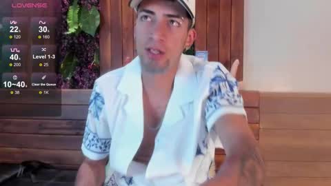 Snapshot of drakeneumann chatting on September 2025 03:51:01 AM Drake Neuman online show from September 2025 03:51:01 AM