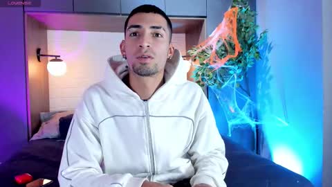 Snapshot of drakeneumann chatting on November 2025 04:12:02 AM Drake Neuman online show from November 2025 04:12:02 AM