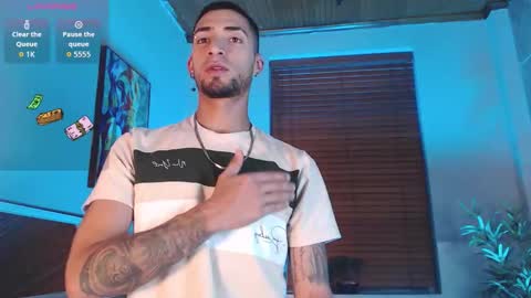 Snapshot of drakeneumann chatting on December 2025 03:33:02 AM Drake Neuman online show from December 2025 03:33:02 AM