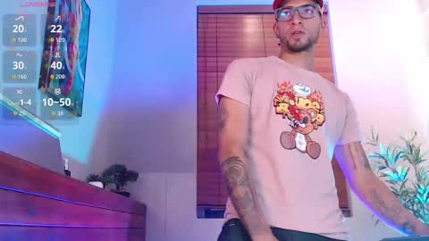 Snapshot of drakeneumann chatting on February 2026 07:51:01 AM Drake Neuman online show from February 2026 07:51:01 AM