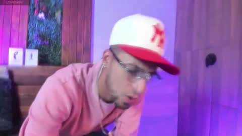 Snapshot of drakeneumann chatting on March 2026 03:52:02 AM Drake Neuman online show from March 2026 03:52:02 AM