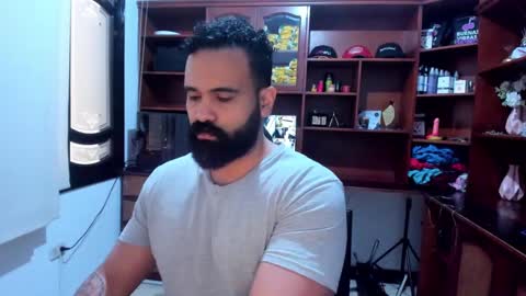 Snapshot of drako_argenti_ chatting on December 2024 01:13:02 PM Drako online show from December 2024 01:13:02 PM