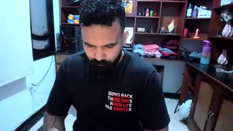 Snapshot of drako_argenti_ chatting on January 2025 11:40:02 AM Drako online show from January 2025 11:40:02 AM