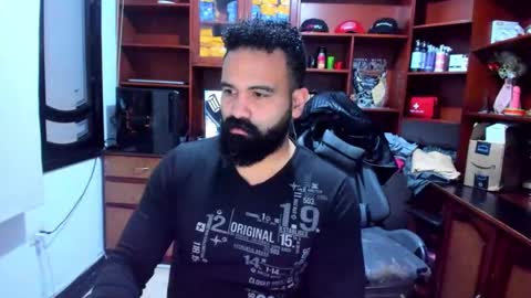 Snapshot of drako_argenti_ chatting on January 2025 12:21:01 PM Drako online show from January 2025 12:21:01 PM