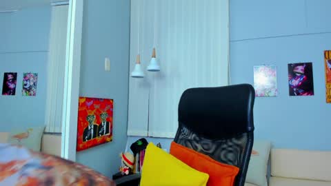 Snapshot of drako_lamar chatting on January 2025 06:30:01 PM Drako online show from January 2025 06:30:01 PM