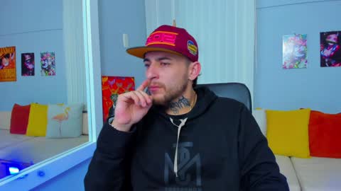 Snapshot of drako_lamar chatting on January 2025 01:06:02 PM Drako online show from January 2025 01:06:02 PM