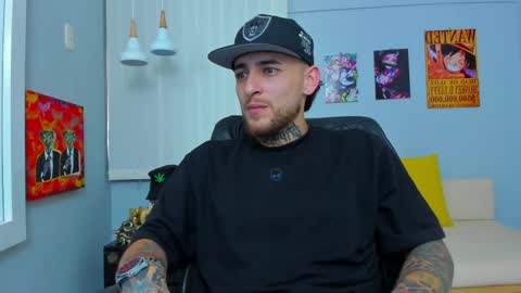 Snapshot of drako_lamar chatting on February 2025 03:56:02 PM Drako online show from February 2025 03:56:02 PM