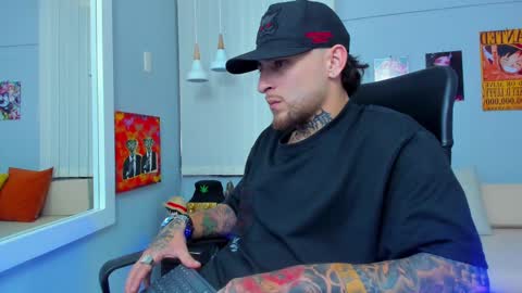 Snapshot of drako_lamar chatting on February 2025 03:21:01 PM Drako online show from February 2025 03:21:01 PM