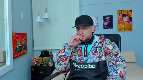 Snapshot of drako_lamar chatting on February 2025 12:34:02 PM Drako online show from February 2025 12:34:02 PM