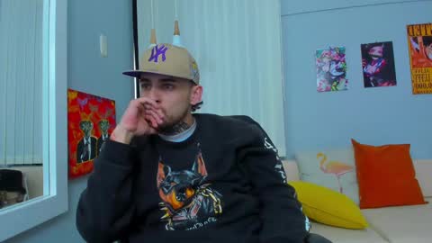 Snapshot of drako_lamar chatting on March 2025 05:08:02 PM Drako online show from March 2025 05:08:02 PM