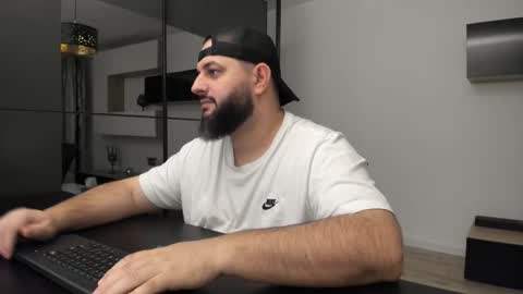 DravenPeak online show from November 2025 09:03:01 PM