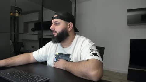 DravenPeak online show from January 2026 08:03:01 PM