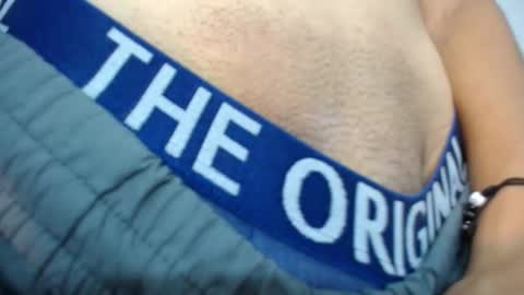 Snapshot of dravith_and_valery chatting on January 2025 04:34:02 AM -- nicolle and jhon -- online show from January 2025 04:34:02 AM