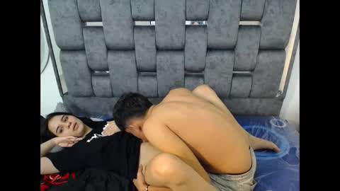 Snapshot of dravith_and_valery chatting on February 2025 06:40:01 AM -- nicolle and jhon -- online show from February 2025 06:40:01 AM