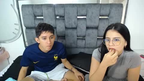 Snapshot of dravith_and_valery chatting on February 2025 10:38:02 AM -- nicolle and jhon -- online show from February 2025 10:38:02 AM