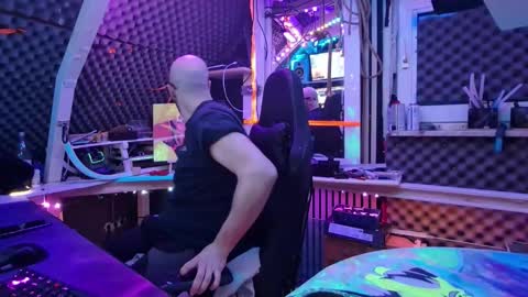 drawingcock online show from December 2025 02:56:02 PM