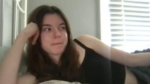 ur dream girl online show from March 2025 07:42:02 PM