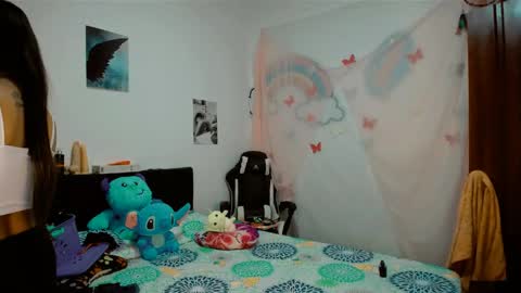 Snapshot of dream__girls69944 chatting on May 2026 07:13:01 AM sharon online show from May 2026 07:13:01 AM