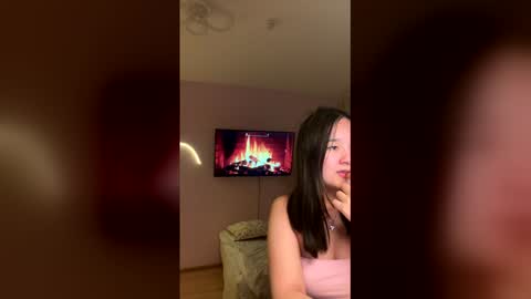 Snapshot of dream_couple_yee chatting on April 2026 09:20:02 PM Diane and Diamon online show from April 2026 09:20:02 PM