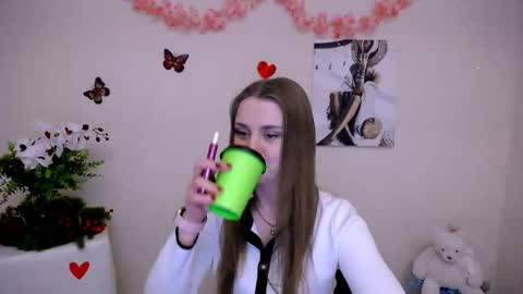 Mari online show from February 2026 11:40:01 AM