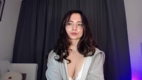 Snapshot of dream_nicole02 chatting on December 2024 02:46:02 PM Nicole online show from December 2024 02:46:02 PM