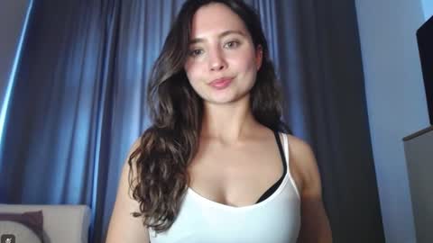 Snapshot of dream_nicole02 chatting on September 2025 01:44:02 PM Nicole online show from September 2025 01:44:02 PM