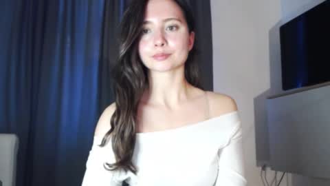 Snapshot of dream_nicole02 chatting on October 2025 02:07:02 PM Nicole online show from October 2025 02:07:02 PM