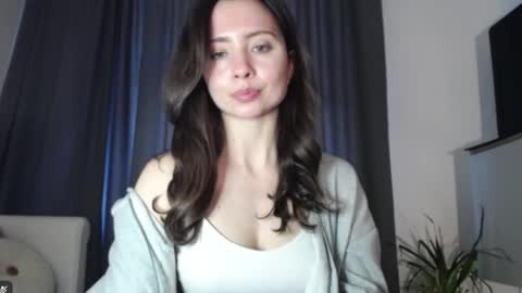 Nicole online show from February 2026 07:37:01 AM