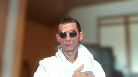 Dreambob online show from April 2026 09:17:01 AM