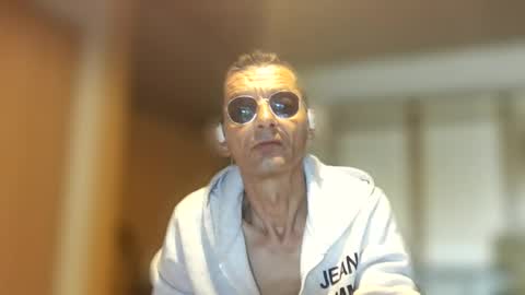 Snapshot of dreambob chatting on June 2026 06:52:02 AM Dreambob online show from June 2026 06:52:02 AM