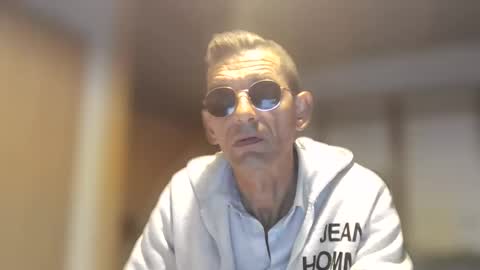 Snapshot of dreambob chatting on June 2026 02:53:01 AM Dreambob online show from June 2026 02:53:01 AM