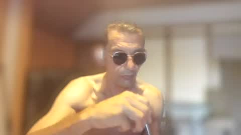 Snapshot of dreambob chatting on June 2026 06:39:01 PM Dreambob online show from June 2026 06:39:01 PM