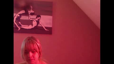 A girl online show from February 2025 11:02:01 AM