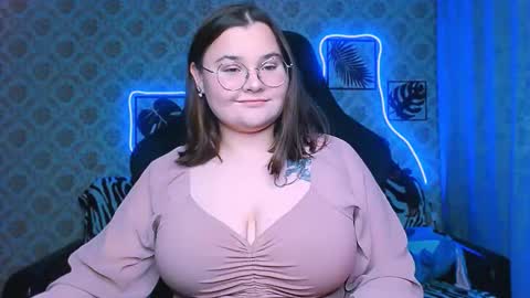 dreamforyoue2 online show from October 2025 07:36:01 PM