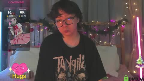 Snapshot of dreamgirllove chatting on December 2024 01:55:02 AM Billy online show from December 2024 01:55:02 AM