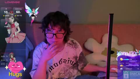 Snapshot of dreamgirllove chatting on January 2025 07:08:01 AM Billy online show from January 2025 07:08:01 AM