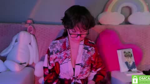 Snapshot of dreamgirllove chatting on February 2025 02:07:01 AM Billy online show from February 2025 02:07:01 AM