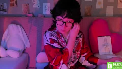 Snapshot of dreamgirllove chatting on March 2025 12:43:01 AM Billy online show from March 2025 12:43:01 AM