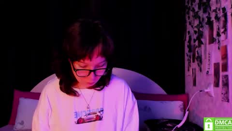 Snapshot of dreamgirllove chatting on October 2025 01:25:02 AM Billy online show from October 2025 01:25:02 AM