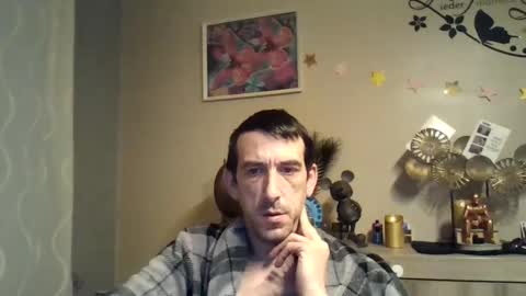 Snapshot of dreamguy38 chatting on February 2025 06:48:01 AM dreamguy38 online show from February 2025 06:48:01 AM