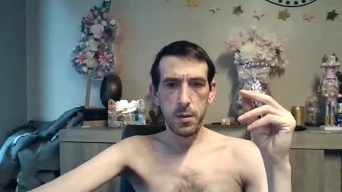 Snapshot of dreamguy38 chatting on November 2025 08:25:02 AM dreamguy38 online show from November 2025 08:25:02 AM