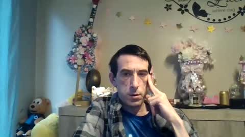 Snapshot of dreamguy38 chatting on November 2025 09:20:01 AM dreamguy38 online show from November 2025 09:20:01 AM