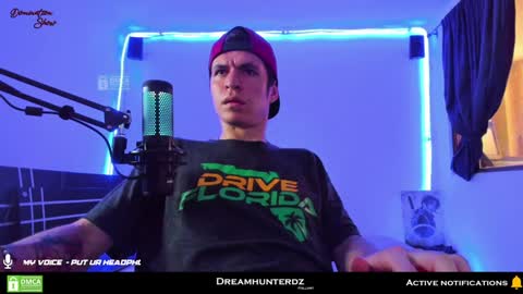 Snapshot of dreamhunterdz chatting on January 2025 09:40:01 PM Your lord. - ONLINE 1500 Pm to 2100 Pm - New York Hour online show from January 2025 09:40:01 PM