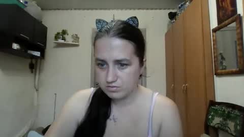 Snapshot of dreamiebelle chatting on November 2025 11:43:02 AM dreamiebelle online show from November 2025 11:43:02 AM
